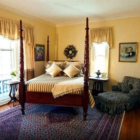Sarah Kendall House Newport Rum bild